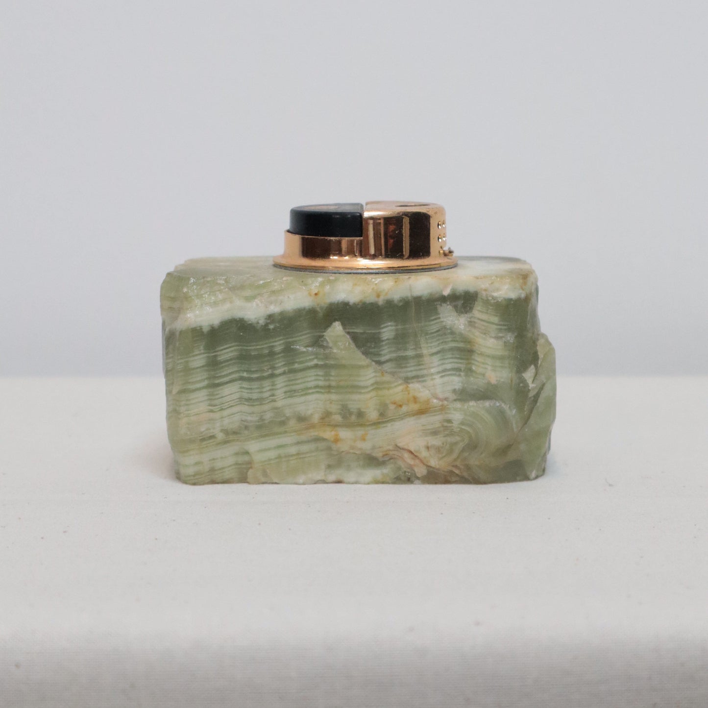 Onyx desk lighter