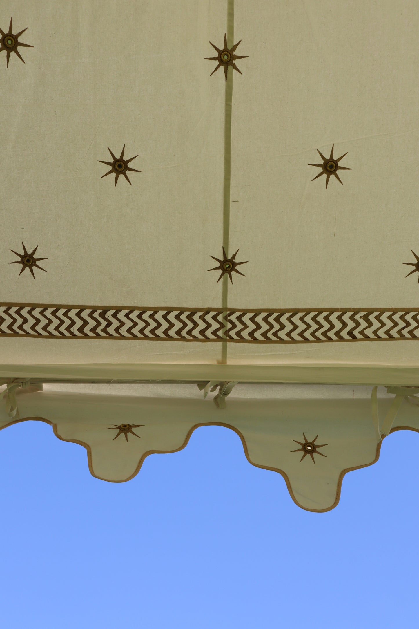 Tent or gazebo