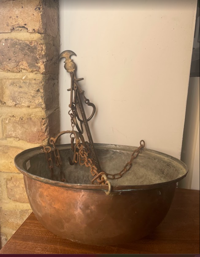 Set of hanging scales