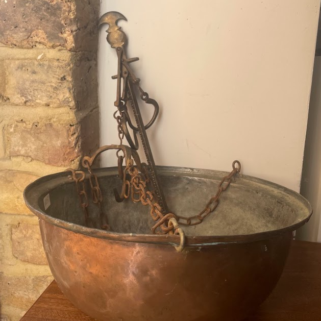 Set of hanging scales