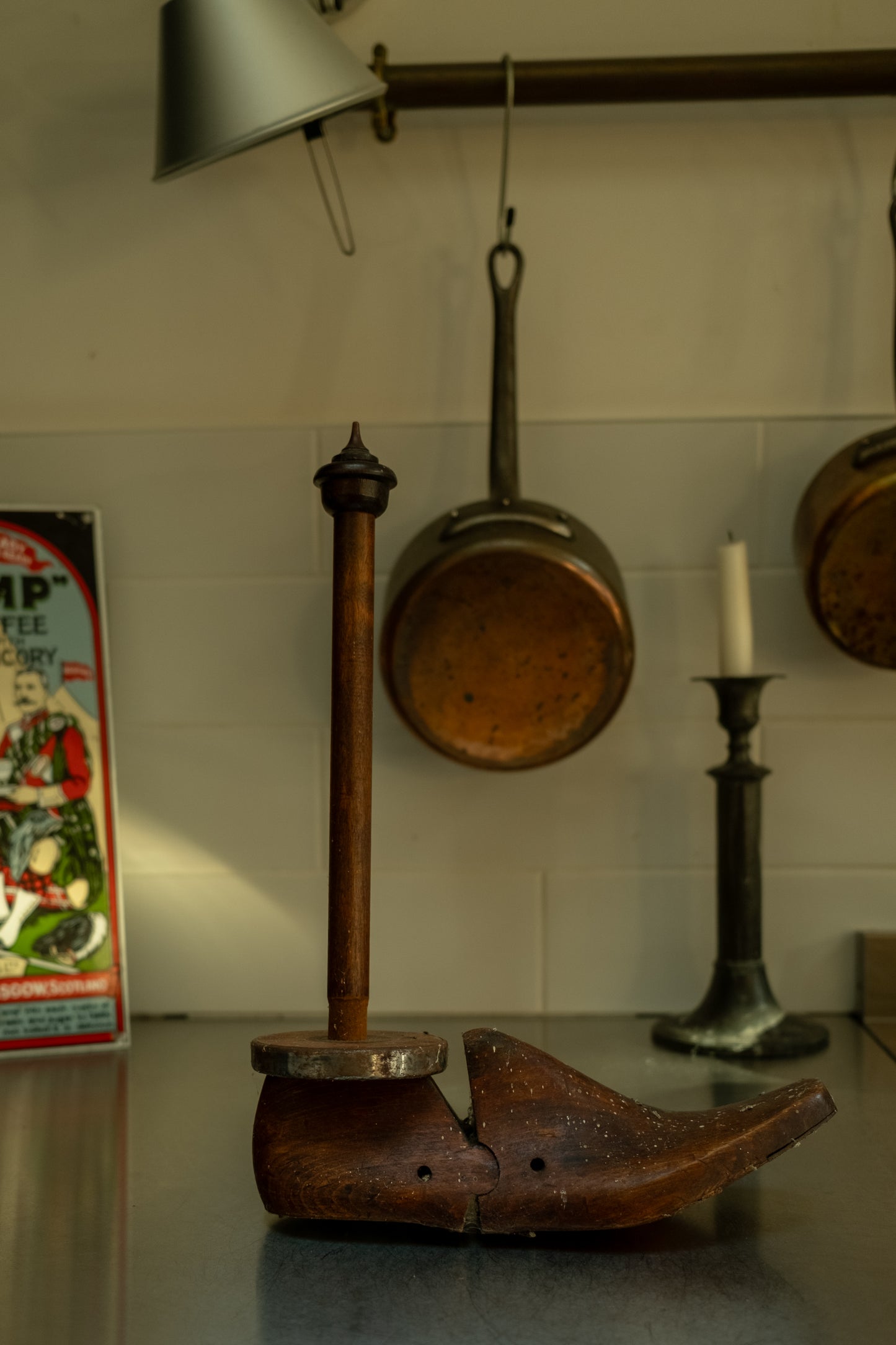 Wooden toilet-roll holder