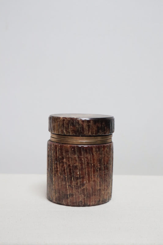 Marble pot with lid