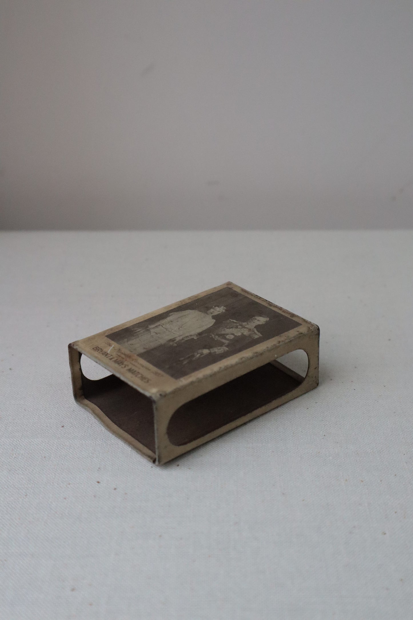 Metal matchbox cover