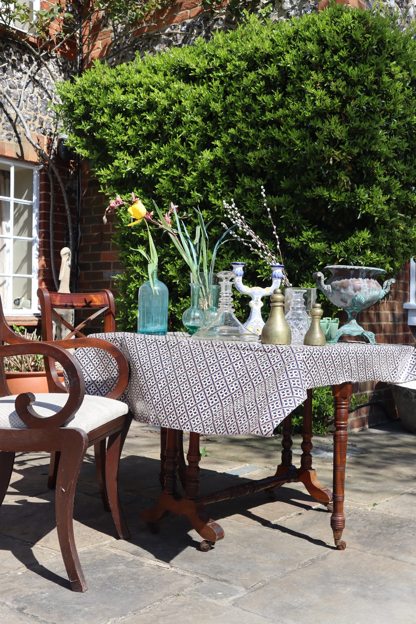 Large ridged blue vase